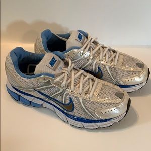 🦄🦄🦄size 8.5 Nike Pegasus 25 from 2008!